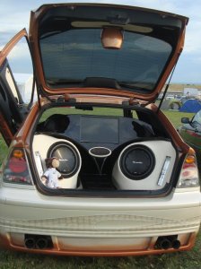 BMW Freunde Westerwald bei Asphaltfieber 2011 - Fotos von Treffen & Events