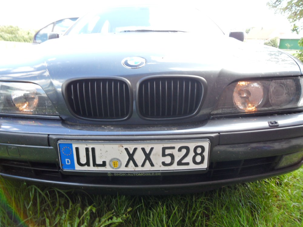 E39, 528i Limousine Fjordgrau - 5er BMW - E39