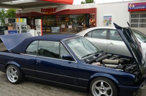 E30 318i ein Traum in Blau - 3er BMW - E30 E30 318i ein Traum in Blau - 3er BMW - E30