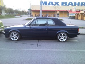 E30 318i ein Traum in Blau - 3er BMW - E30 E30 318i ein Traum in Blau - 3er BMW - E30