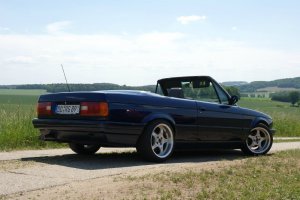 E30 318i ein Traum in Blau - 3er BMW - E30 E30 318i ein Traum in Blau - 3er BMW - E30