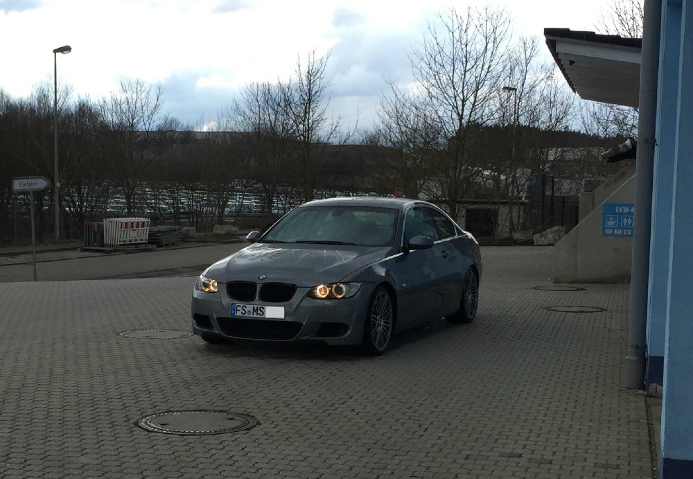E92, 325i - 3er BMW - E90 / E91 / E92 / E93