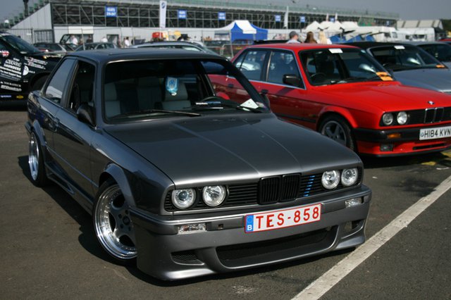 E30, Tief und Breit - 3er BMW - E30