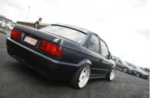 E30, Tief und Breit - 3er BMW - E30