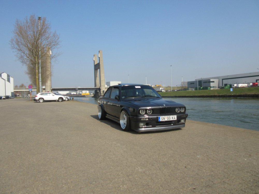 E30, Tief und Breit - 3er BMW - E30