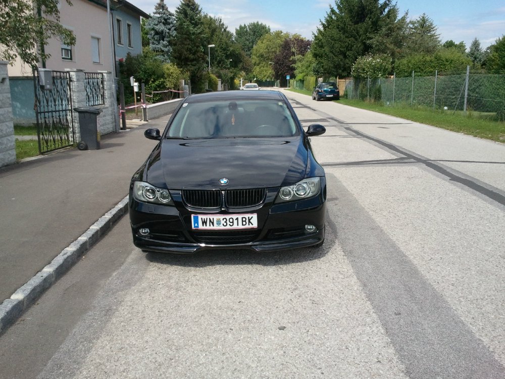 BMW 320d E90 Limousine - 3er BMW - E90 / E91 / E92 / E93