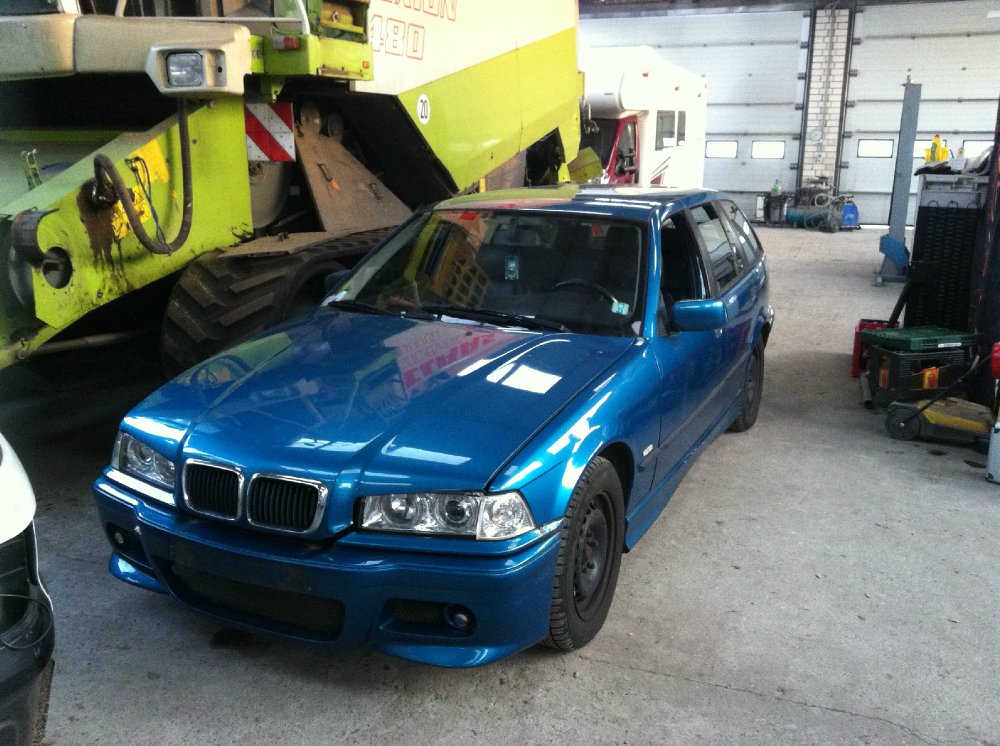 BMW E36 Touring Blue Sky - 3er BMW - E36