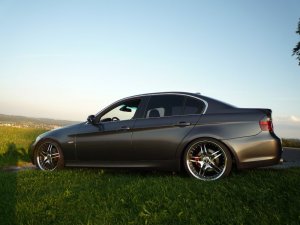 BMW 325i E90 - 3er BMW - E90 / E91 / E92 / E93 BMW 325i E90 - 3er BMW - E90 / E91 / E92 / E93