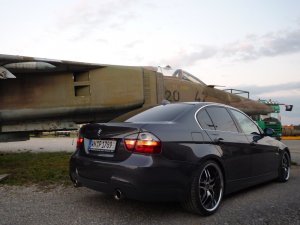 BMW 325i E90 - 3er BMW - E90 / E91 / E92 / E93 BMW 325i E90 - 3er BMW - E90 / E91 / E92 / E93