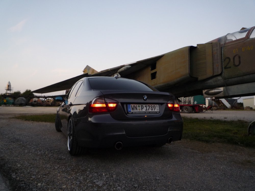BMW 325i E90 - 3er BMW - E90 / E91 / E92 / E93