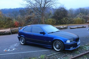The Carbon Lady - 3er BMW - E36