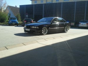 M5 in Carbonschwarz - 5er BMW - E39