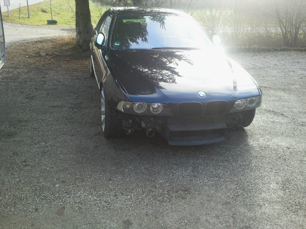 M5 in Carbonschwarz - 5er BMW - E39