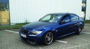 BMW e90 330i - 3er BMW - E90 / E91 / E92 / E93