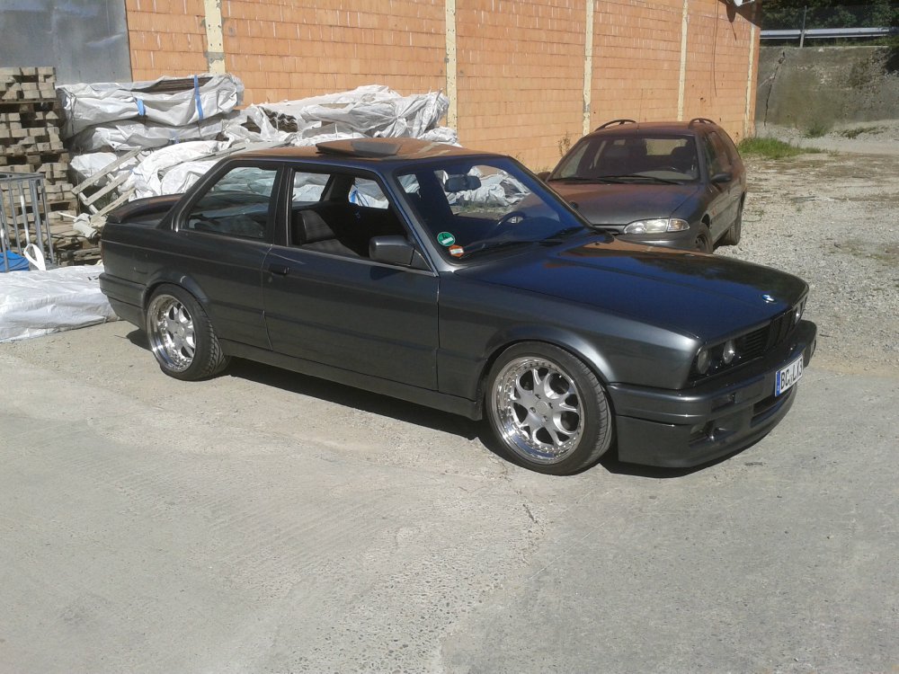 E30 325i 24V mit M-Technik 2 - 3er BMW - E30