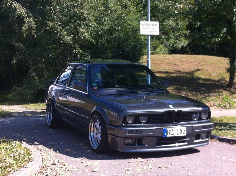 E30 325i 24V mit M-Technik 2 - 3er BMW - E30