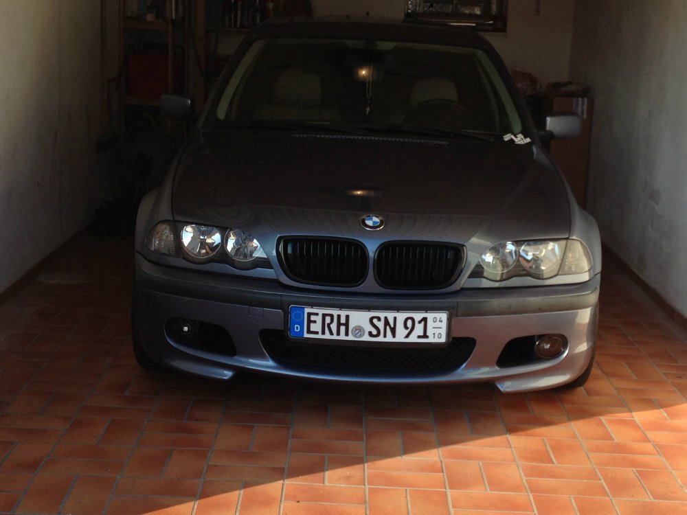 Stahlblaue Performance Limo - 3er BMW - E46