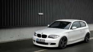 E81 - 120d - White/Gun - Peformance - 1er BMW - E81 / E82 / E87 / E88