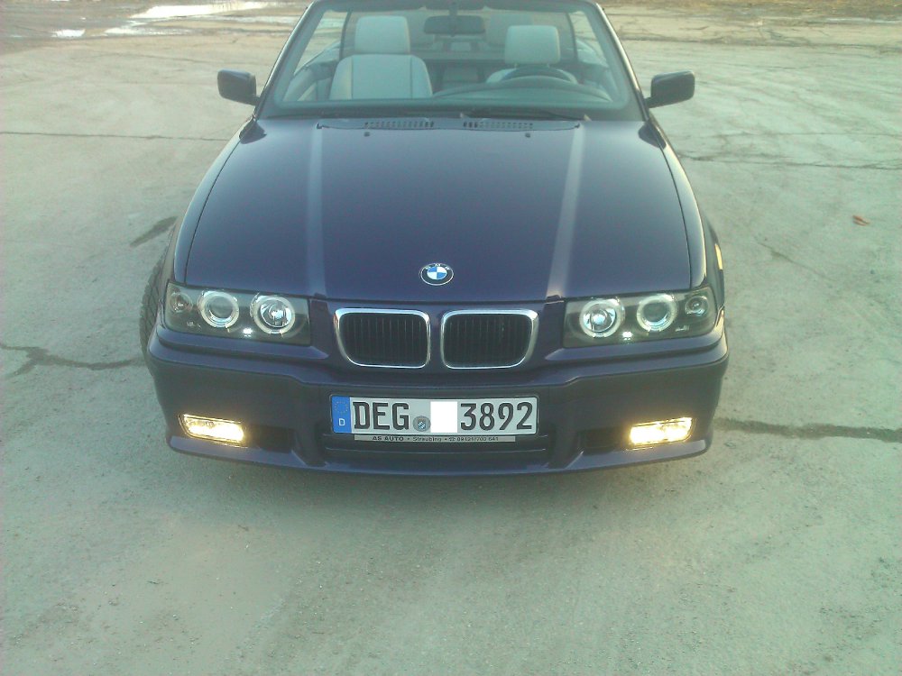 Blaue Schlumpfine oben ohne :) - 3er BMW - E36