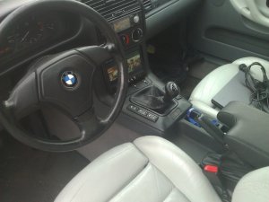 Blaue Schlumpfine oben ohne :) - 3er BMW - E36