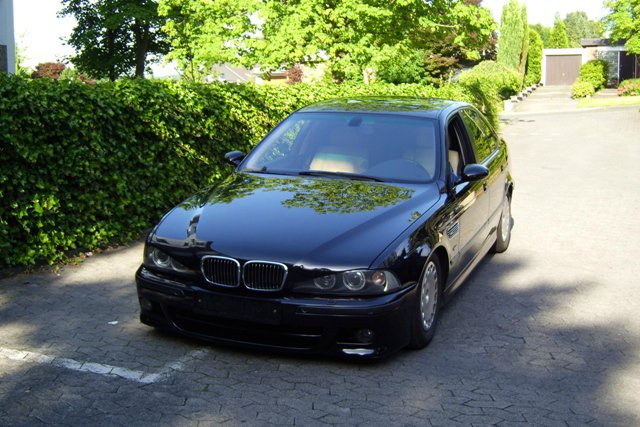 BMW 528i M-Paket - 5er BMW - E39