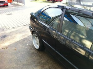 Black Diamond - 3er BMW - E36 Black Diamond - 3er BMW - E36