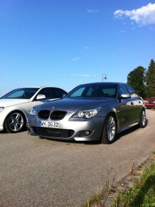 E60 M-Paket Silbergrau - 5er BMW - E60 / E61 E60 M-Paket Silbergrau - 5er BMW - E60 / E61