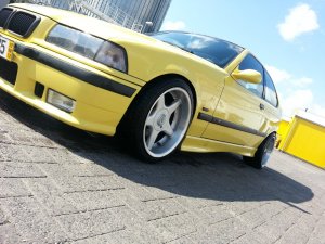 Compact 323ti Dakargelb - 3er BMW - E36