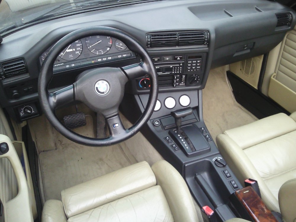 325i Cabrio VFL - 3er BMW - E30