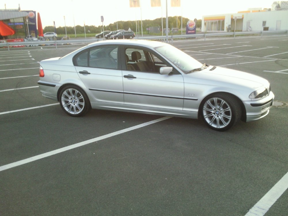 BMW 318i - 3er BMW - E46