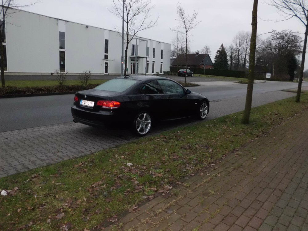 BMW 325i M-paket - 3er BMW - E90 / E91 / E92 / E93