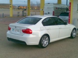 Weisser 318d M - 3er BMW - E90 / E91 / E92 / E93