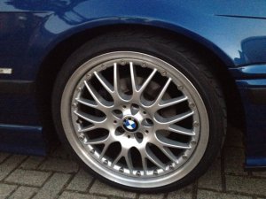 Rondell 0081 Felge in 8x18 ET 40 mit Yokohama S.Drive Reifen in 215/35/18 montiert vorn Hier auf einem 3er BMW E36 320i (Coupe) Details zum Fahrzeug / Besitzer