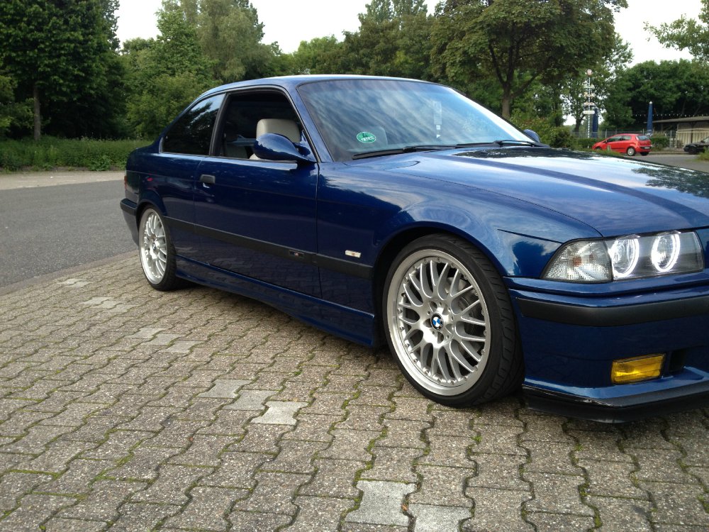 BMW E36 Coupe Avusblau - 3er BMW - E36 BMW E36 Coupe Avusblau - 3er BMW - E36