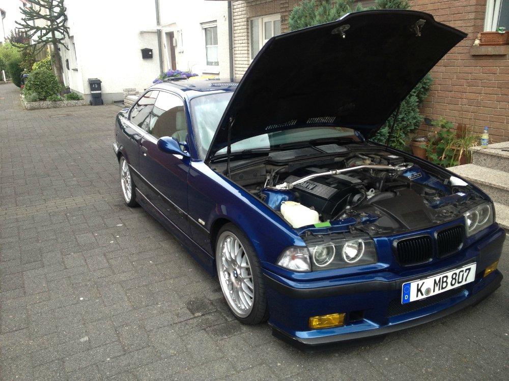 BMW E36 Coupe Avusblau - 3er BMW - E36 BMW E36 Coupe Avusblau - 3er BMW - E36