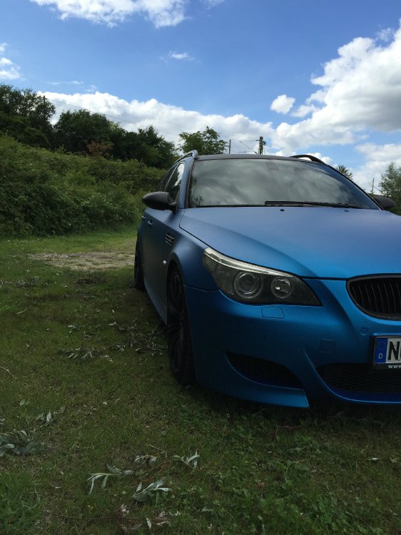 BMW E61 Matt Blau - 5er BMW - E60 / E61