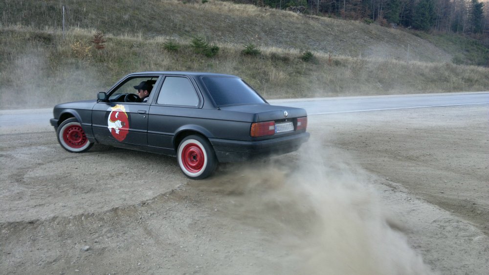E30 from Hell - 3er BMW - E30