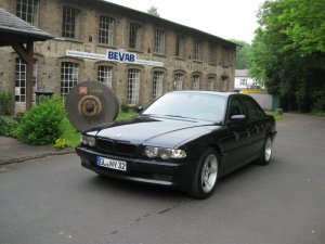 E38 noch im Aufbau - Fotostories weiterer BMW Modelle