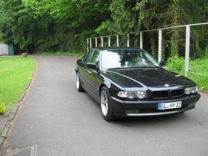 E38 noch im Aufbau - Fotostories weiterer BMW Modelle