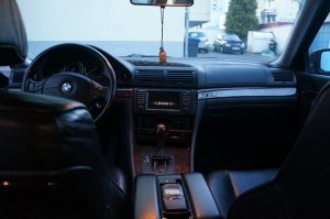 E38 noch im Aufbau - Fotostories weiterer BMW Modelle