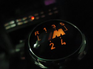 320i Limo, Daytona Violett auf O.Z Mito - 3er BMW - E36