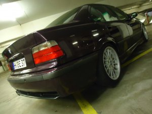 320i Limo, Daytona Violett auf O.Z Mito - 3er BMW - E36
