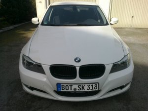 Black & White E90 318i LCI - 3er BMW - E90 / E91 / E92 / E93