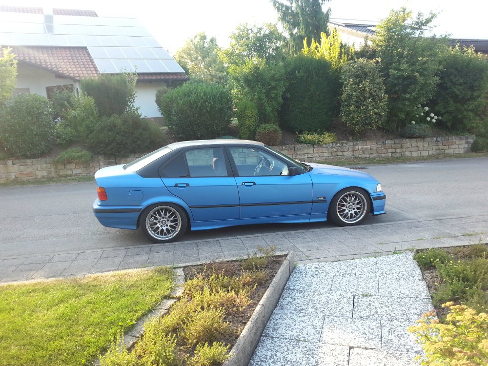 318i Limo blau foliert - 3er BMW - E36