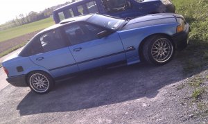 318i Limo blau foliert - 3er BMW - E36 318i Limo blau foliert - 3er BMW - E36