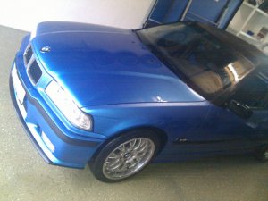 318i Limo blau foliert - 3er BMW - E36 318i Limo blau foliert - 3er BMW - E36