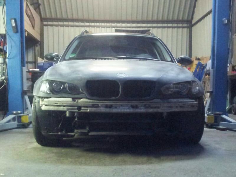 E46 330xi Touring - 3er BMW - E46