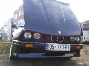 BMW M3 EVO 2 - 3er BMW - E30 BMW M3 EVO 2 - 3er BMW - E30