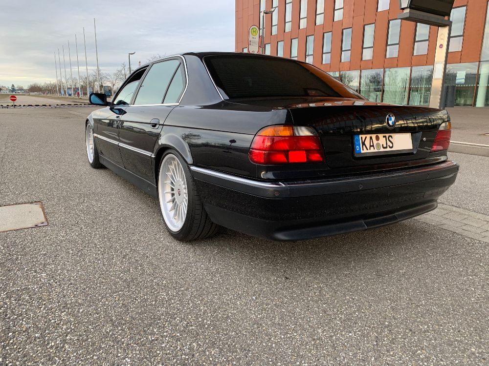 E38 728iL: Update: Totalschaden - Fotostories weiterer BMW Modelle