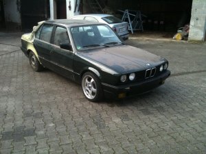 BMW E30 - 3er BMW - E30